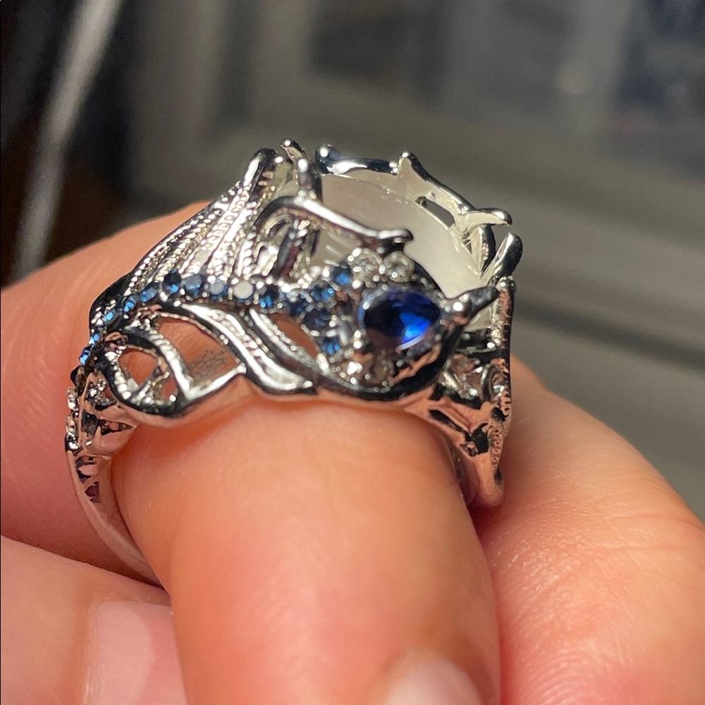 Dragon Egg Fantasy Ring | Opal Glow Stone | Statement Jewelry ✨ size 8